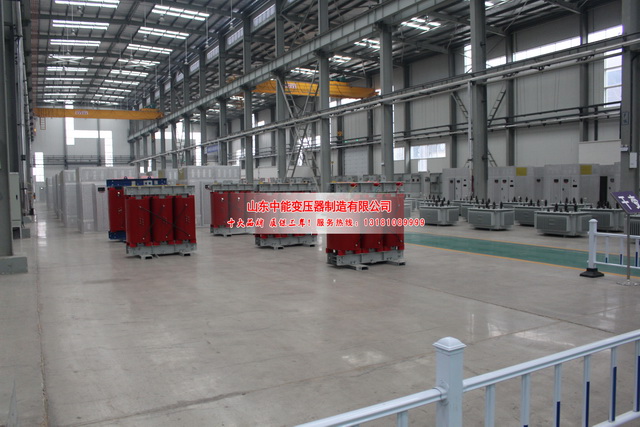 新巴尔虎右S13-5000KVA油浸式变压器